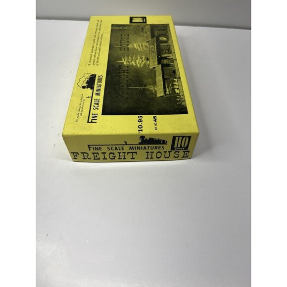 Fine Scale Miniatures HO Scale Freight House Building Kit No. 45 - Picture 2 of 11